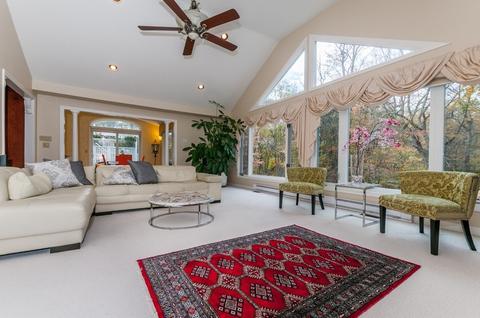 145 Hampton Rd, Sharon, MA 02067 photo 2