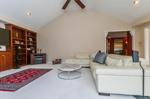 145 Hampton Rd, Sharon, MA 02067 photo 4