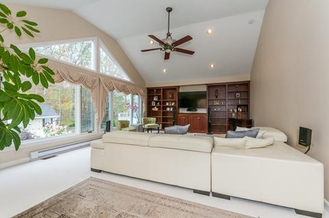 145 Hampton Rd, Sharon, MA 02067 photo 3