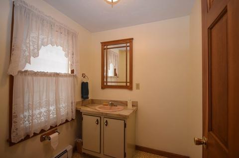6 Glen Ct, Sutton, MA 01590 photo 9
