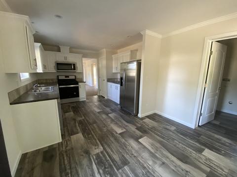 7 Dow St, Exeter, NH 03833 photo 9