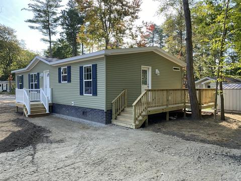 7 Dow St, Exeter, NH 03833 photo 5