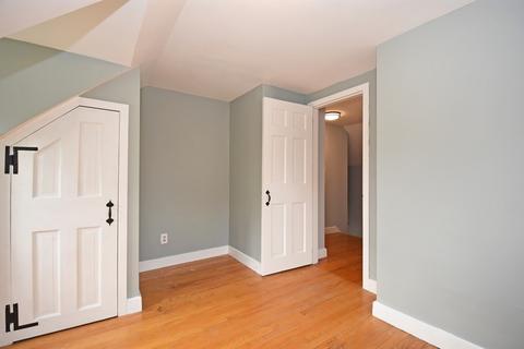 8 Mayflower Cir, Worcester, MA 01606 photo 21