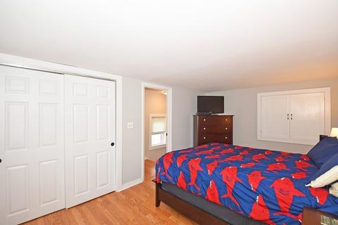8 Mayflower Cir, Worcester, MA 01606 photo 16