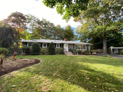 28 Crestlan Cir, Worcester, MA 01604 photo 1