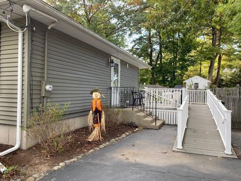 28 Crestlan Cir, Worcester, MA 01604 photo 34