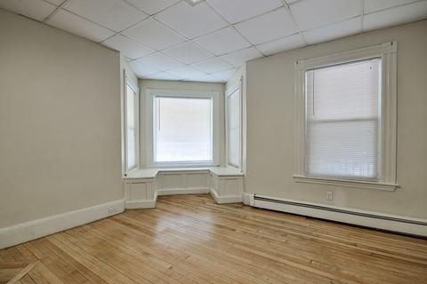 16 Eames St, Framingham, MA 01702 photo 19