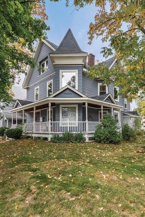16 Eames St, Framingham, MA 01702 photo 2