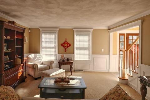 6 Harrison Pl, Franklin, MA 02038 photo 3
