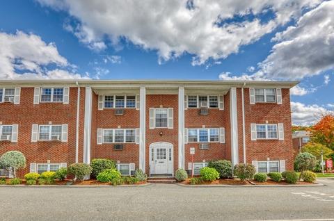 100 Main St #4, Stoneham, MA 02180 photo 2