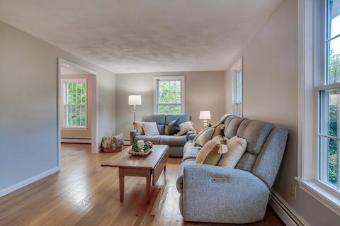 6 Peach Tree Path, Andover, MA 01810 photo 5