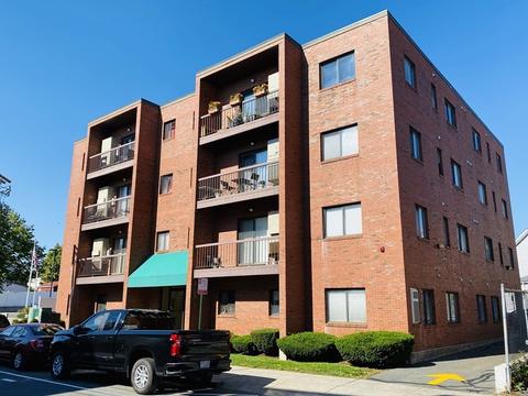 72 School St #7, Everett, MA 02149 photo 2