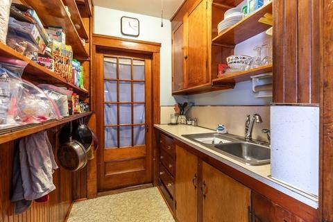 9 Falmouth St, Worcester, MA 01607 photo 10
