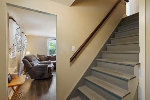 9 Pine St, Hudson, MA 01749 photo 20