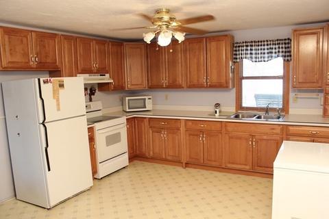 10 Marilyn Dr, Webster, MA 01570 photo 12