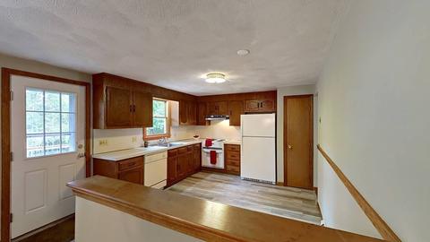27 Bainbridge Rd, Reading, MA 01867 photo 16