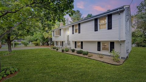 27 Bainbridge Rd, Reading, MA 01867 photo 1
