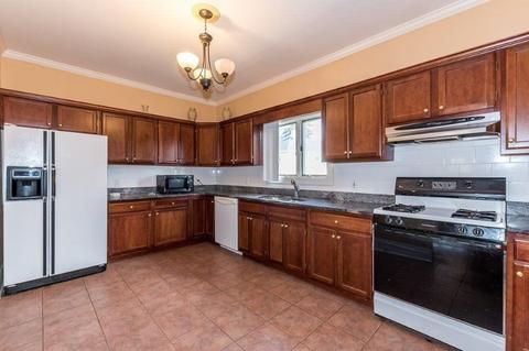 72 Cash St, Fall River, MA 02723 photo 7