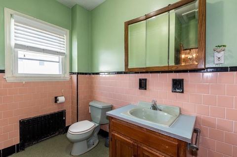 72 Cash St, Fall River, MA 02723 photo 9