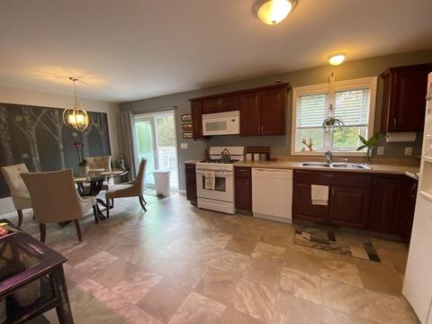 39 Heritage Ct, Fall River, MA 02721 photo 5