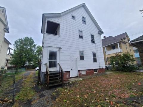 41 Daytona St, Springfield, MA 01108 photo 5