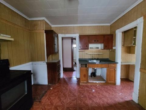 41 Daytona St, Springfield, MA 01108 photo 24