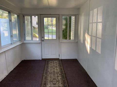 547 Plumtree Rd, Springfield, MA 01118 photo 8