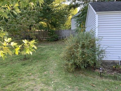 547 Plumtree Rd, Springfield, MA 01118 photo 6