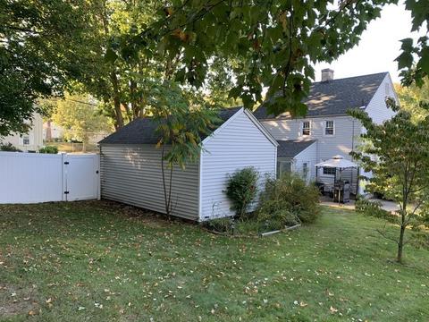 547 Plumtree Rd, Springfield, MA 01118 photo 5