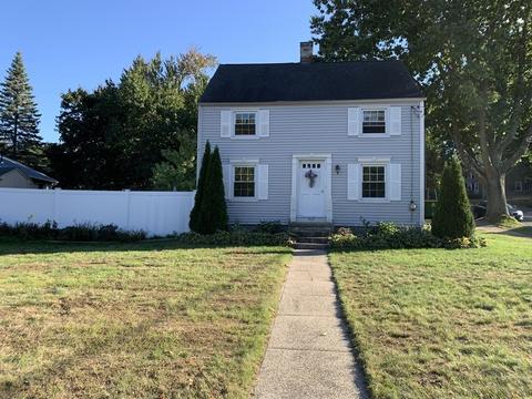 547 Plumtree Rd, Springfield, MA 01118 photo 1