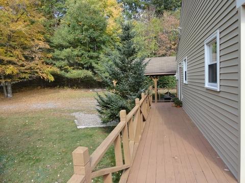 4 Hardy Rd, Ashburnham, MA 01430 photo 3