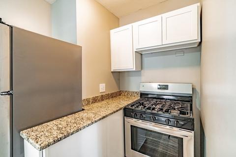 382 Page Blvd, Springfield, MA 01104 photo 10