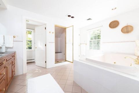 58 Juniper Rd, Weston, MA 02493 photo 27