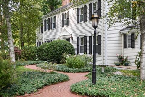 58 Juniper Rd, Weston, MA 02493 photo 2
