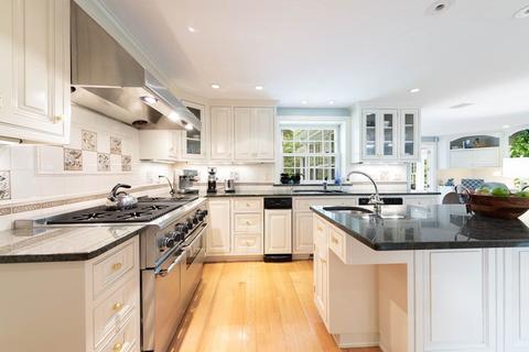 58 Juniper Rd, Weston, MA 02493 photo 13