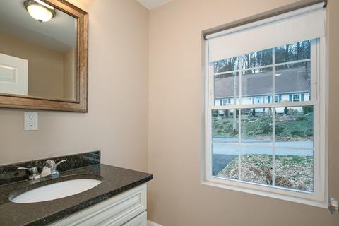 29 Drexel St, Worcester, MA 01602 photo 14