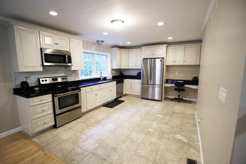 29 Drexel St, Worcester, MA 01602 photo 9