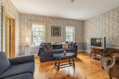 43 Berkeley Ave, Lowell, MA 01852 photo 6
