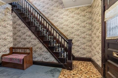 43 Berkeley Ave, Lowell, MA 01852 photo 16