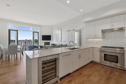 10 Shipyard Dr #510, Hingham, MA 02043 photo 17