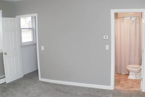 503 Peckham St, Fall River, MA 02721 photo 16