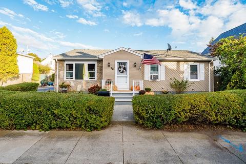16 Buckley St, Fall River, MA 02723 photo 1