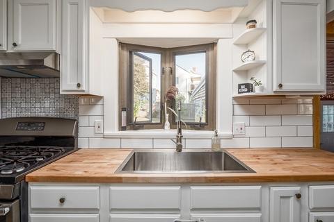 16 Buckley St, Fall River, MA 02723 photo 7