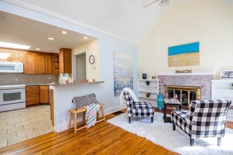 4 Forest St, Wareham, MA 02558 photo 9