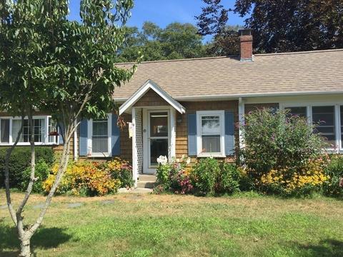 4 Forest St, Wareham, MA 02558 photo 3