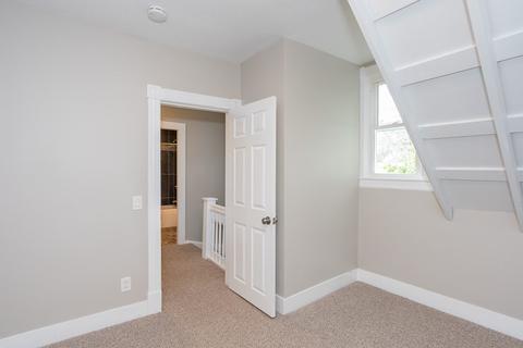50 Powell Ave, Springfield, MA 01118 photo 33