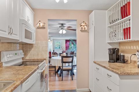 7 Elm St #6, Acton, MA 01720 photo 6