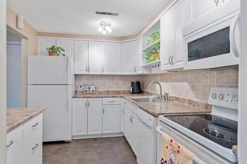 7 Elm St #6, Acton, MA 01720 photo 5