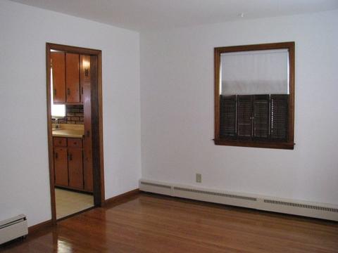 136 Manning St, Chicopee, MA 01020 photo 8