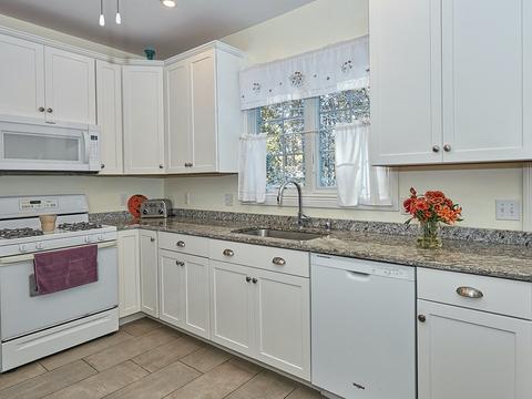 571 Herman St, Fall River, MA 02720 photo 16